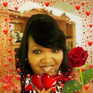 Meet your Posher, Junetta